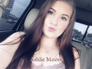 Ashlie_Moore