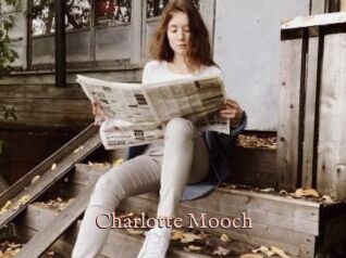 Charlotte_Mooch