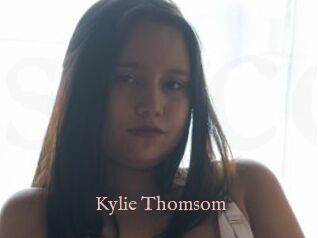 Kylie_Thomsom