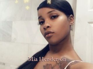 Mia_Henderson