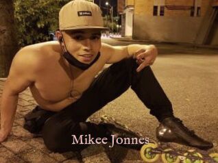 Mikee_Jonnes