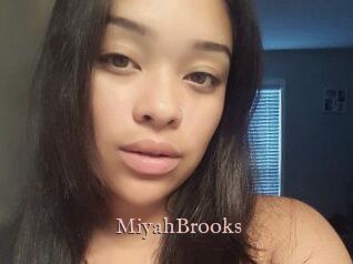 Miyah_Brooks